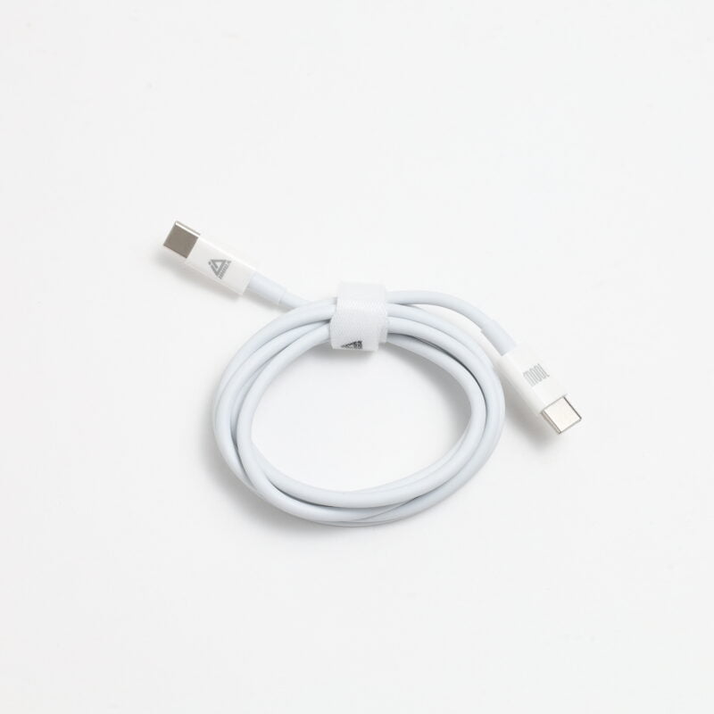 Câble USB C vers Type C iBoga, Charge Rapide 100 Watts, Transfert de Données 120 CM + Sticker