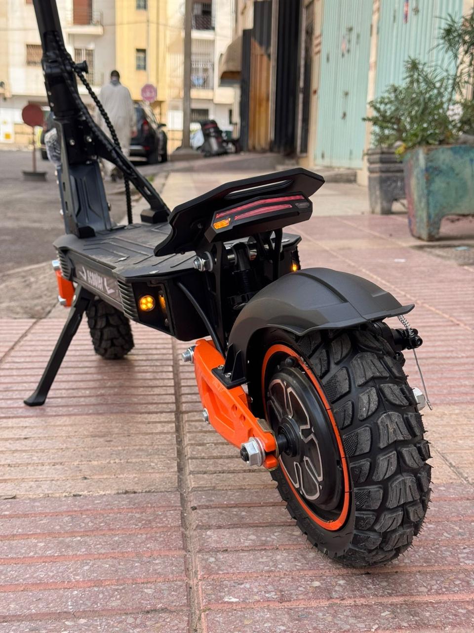 E scooter TALL PRO – Puissance et Liberté pour la Mobilité Électrique Urbaine